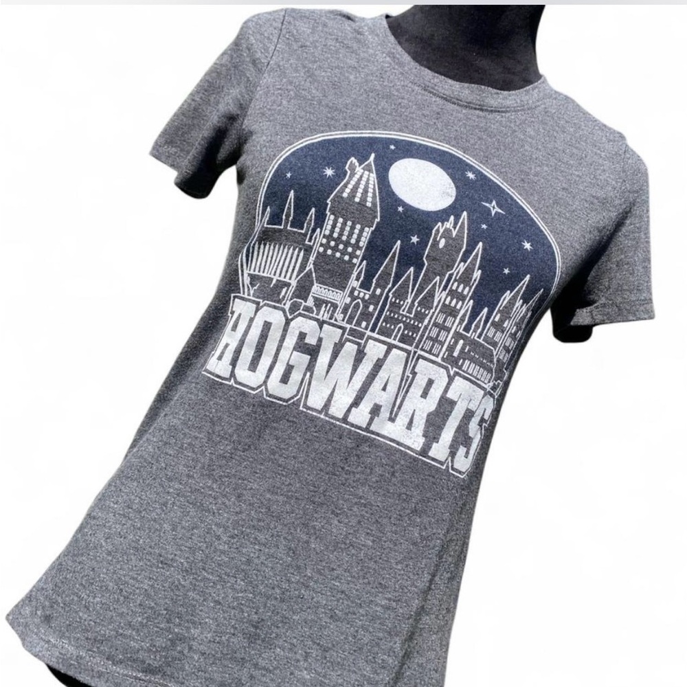Gray Hogwarts Short Sleeve Tee